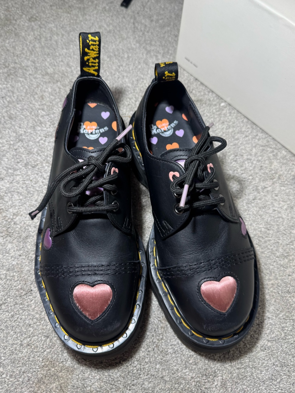 Dr. Martens Black Leather Heart Detail Lace-Up Shoes size 7